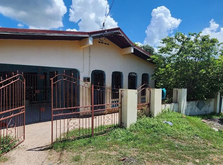 CEDAR DRIVE, Old Harbour, Saint Catherine Parish House for Sale