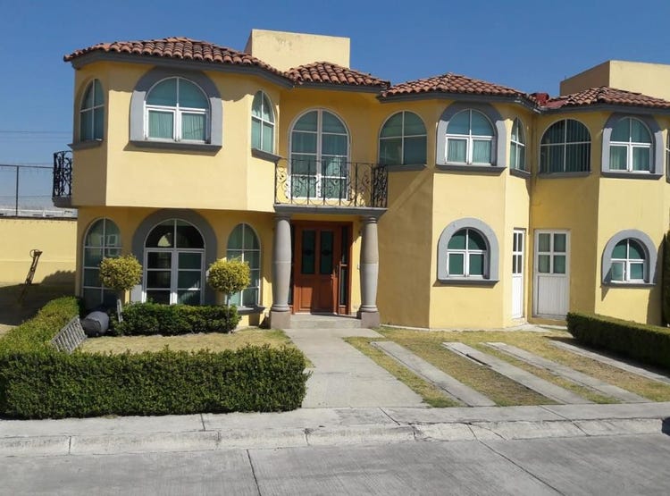 MIGUEL HIDALGO, Metepec, Mexico City House for Sale