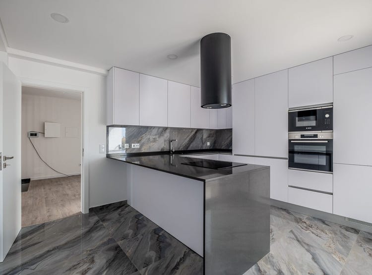 Lisboa, Lisbon 2655 Apartment for Sale