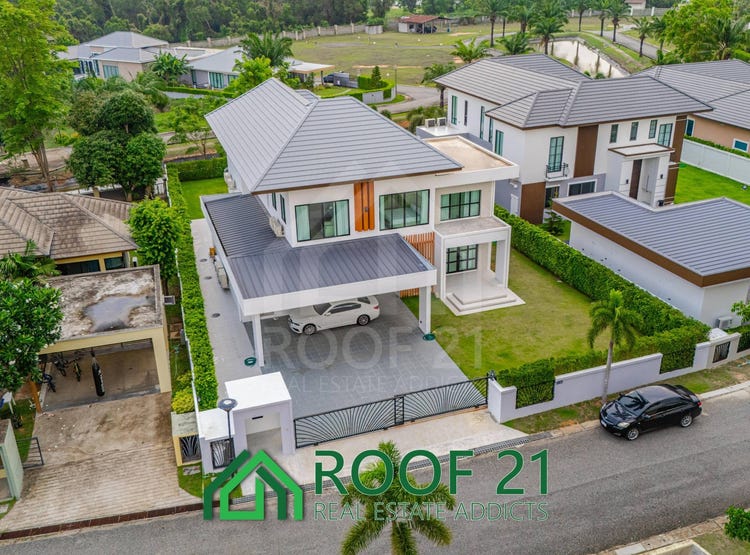 WV29+3J2, Pattaya City, Bang Lamung District, Chon Buri 20150, Thailand ...