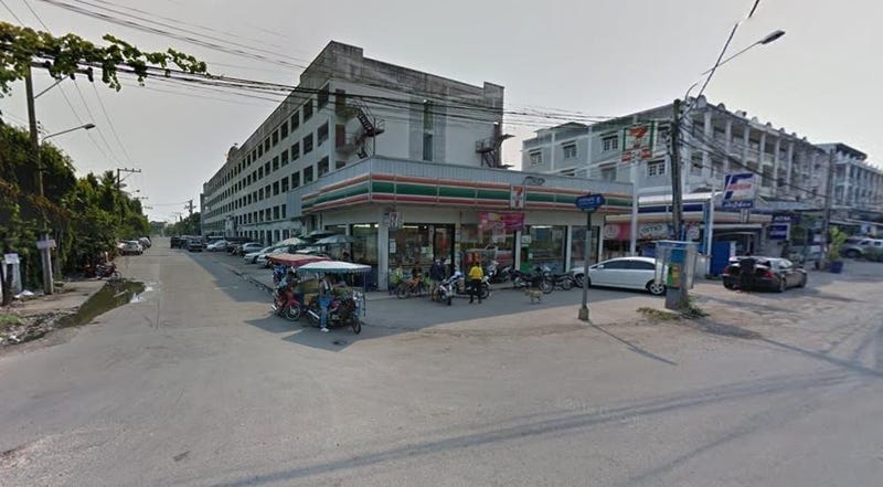 /international/th/138-rama-ii-soi-47-bang-mot-chom-thong-bangkok-10150-thailand-chom-thong-bangkok-340105129938/