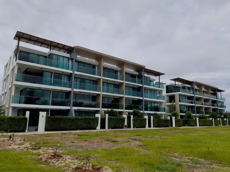 /international/th/fh-residence-rural-road-4008-sam-roi-yot-prachuap-khiri-khan-77120-thailand-sam-roi-yot-prachuap-khiri-khan-340105128730/