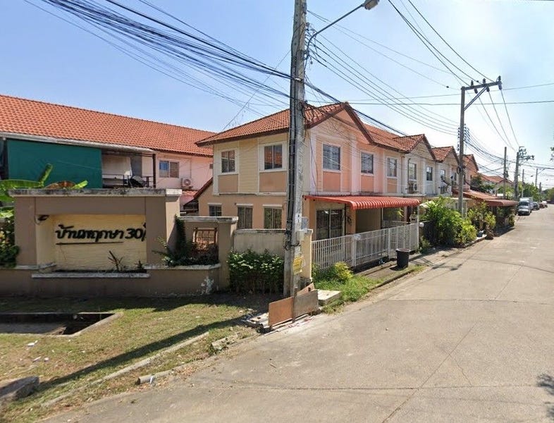 /international/th/ban-kluai-sai-noi-road-bang-rak-phatthana-bang-bua-thong-nonthaburi-11110-thailand-bang-bua-thong-changwat-nonthaburi-340105155387/