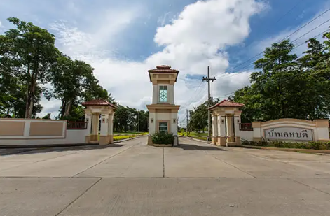 /international/th/muban-ban-khahabodi-279-soi-muban-ban-khahabodi-san-phak-wan-hang-dong-chiang-mai-50230-tha-san-phak-wan-chiang-mai-340105124363/