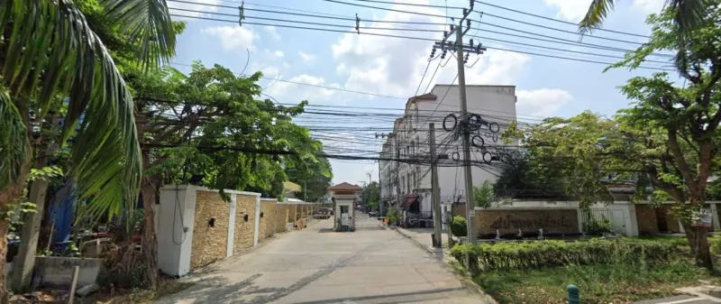 /international/th/pradist-manudharm-road-wang-thonglang-bangkok-10310-thailand-wang-thonglang-bangkok-340106167413/