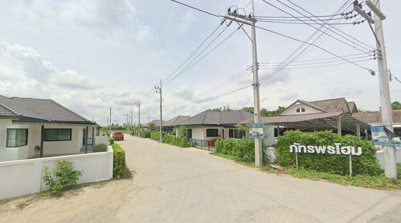 Phattaraphon HomeSoi 4 Ban Rai, Muthi 6, Han Kaeo, Hang Dong, Chiang Mai, 50230 Thailand, Hang Dong, BOOST LISTINGView details