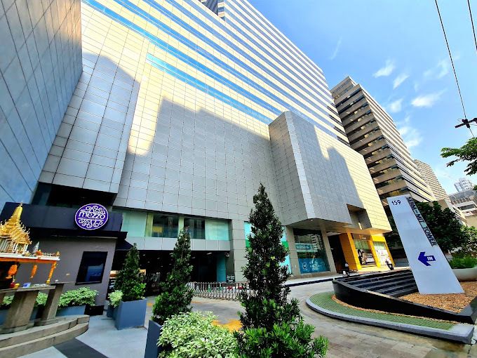 /international/th/49-sukhumvit-15-khlong-toei-nuea-vadhana-bangkok-10110-thailand-vadhana-bangkok-340105121534/