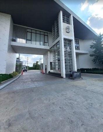 /international/th/pathum-thani-6-0105-local-rd-khlong-nueng-khlong-luang-pathum-thani-13180-tha-khlong-nueng-pathum-thani-340105128253/
