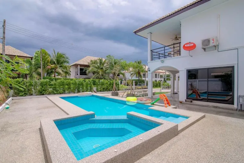 /international/th/soi-muban-the-vineyards-nong-kae-hua-hin-prachuap-khiri-khan-77110-tha-nong-kae-prachuap-khiri-khan-340105128015/