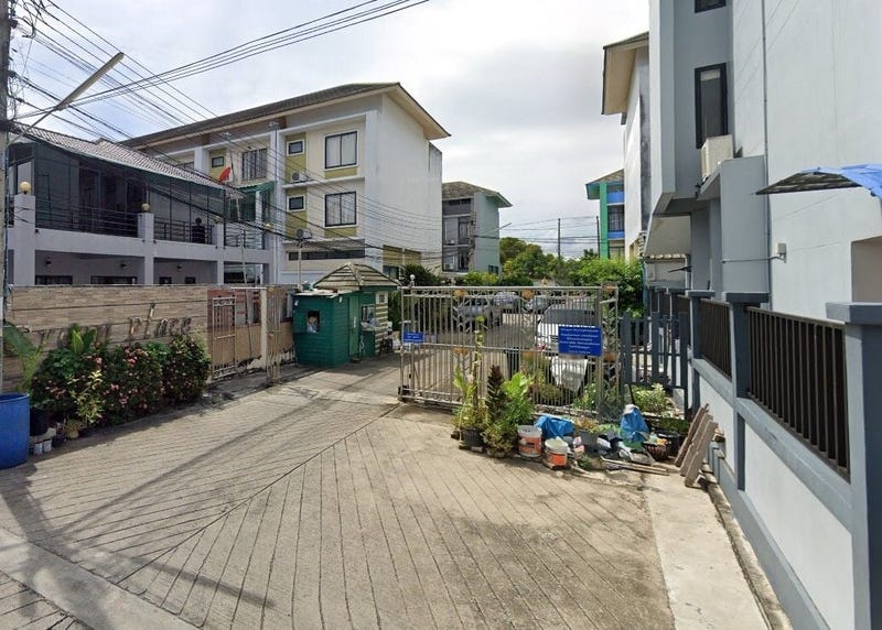 /international/th/soi-chom-thong-13-yaek-8-chom-thong-bangkok-10150-tha-chom-thong-bangkok-340105135944/