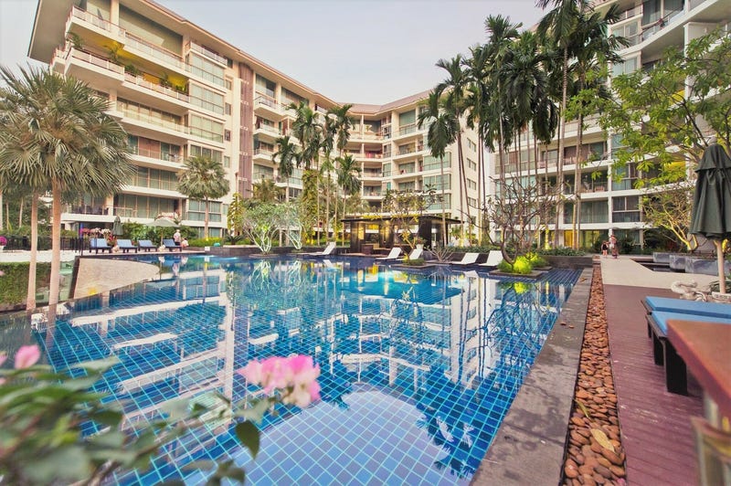 /international/th/pattaya-5-bedroom-beachfront-triplex-seaview-villa-by-yizen-na-kluea-pattaya-chon-buri-20150-thailand-pattaya-changwat-chon-buri-340105120670/