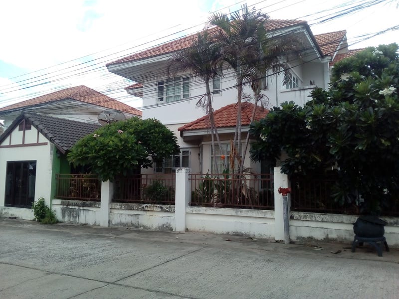 /international/th/128-soi-chayangkun-42-kham-yai-ubon-ratchathani-34000-thailand-ubon-ratchathani-changwat-ubon-ratchathani-340105120031/
