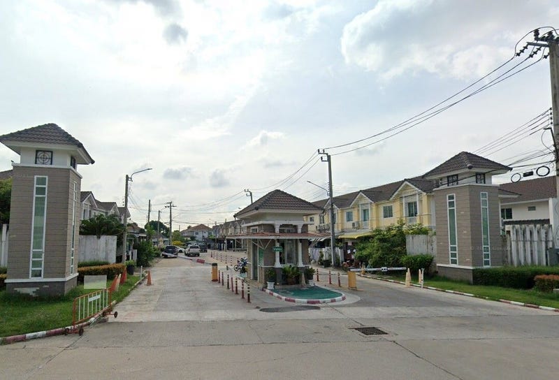 /international/th/soi-muban-ban-phrueksa-62-king-kaeo-nam-daeng-bang-phli-yai-bang-phli-samut-prakan-10540-tha-bang-phli-yai-samut-prakan-340105126130/