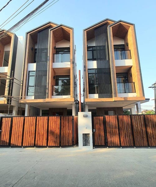 /international/th/888-116-soi-thanakon-samsen-nok-huai-khwang-bangkok-10310-thailand-huai-khwang-bangkok-340105120720/