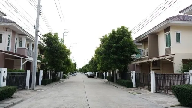 /international/th/natura-bangna-km-5-bang-kaeo-bang-phli-samut-prakan-10540-thailand-bang-phli-samut-prakan-340106167671/