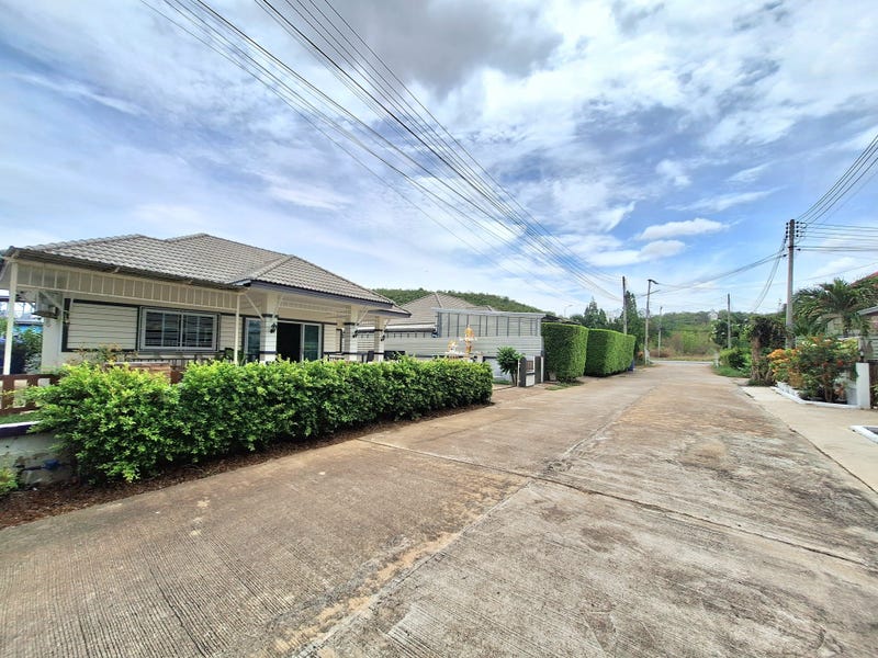 /international/th/122-1-thanon-prajak-silapakhom-thap-tai-hua-hin-prachuap-khiri-khan-77110-thailand-hua-hin-changwat-prachuap-khiri-khan-340108137424/