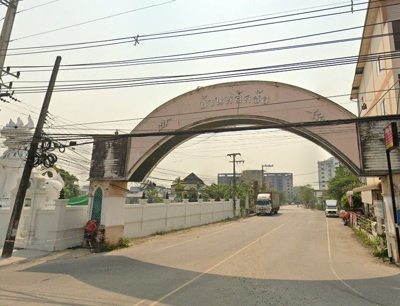 /international/th/118-muthi-5-san-na-meng-san-sai-chiang-mai-50210-thailand-san-sai-chiang-rai-340105127199/