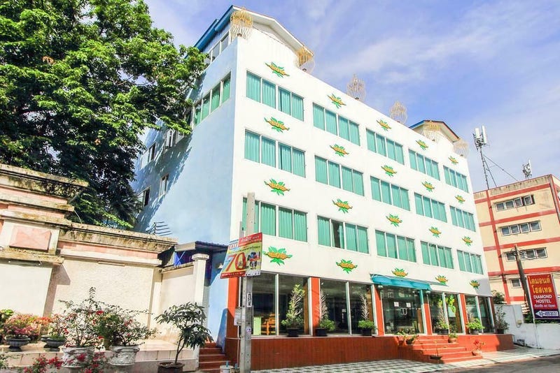 /international/th/mueang-thai-pharmacy-ซอยเพชรเกษม-41-bang-khae-bangkok-10160-tha-bang-khae-bangkok-340105125972/