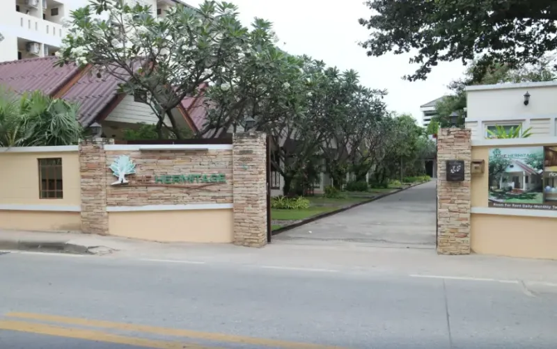 /international/th/152-21-naklua-16-na-kluea-pattaya-chon-buri-20150-thailand-pattaya-changwat-chon-buri-340105129185/