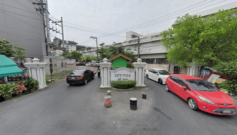 /international/th/froet-chan-on-soi-drive-in-square-1-khlong-chan-bang-kapi-bangkok-10240-thailand-bang-kapi-bangkok-340105121687/