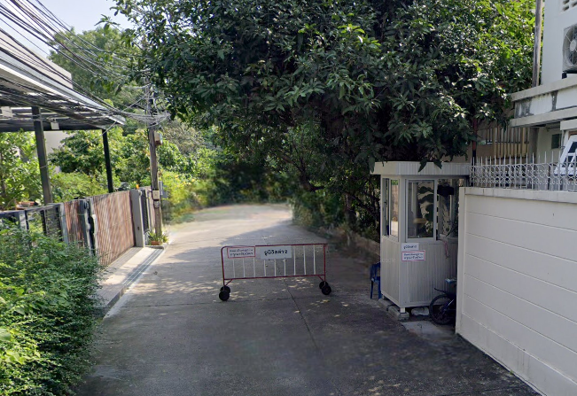 /international/th/soi-muban-uni-villa-sam-sen-nai-phaya-thai-bangkok-10400-tha-sam-sen-nai-bangkok-340105125881/