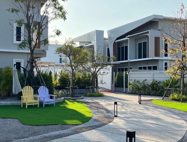 /international/th/41-188-hua-hin-7-hua-hin-prachuap-khiri-khan-77110-thailand-hua-hin-changwat-prachuap-khiri-khan-340105128817/