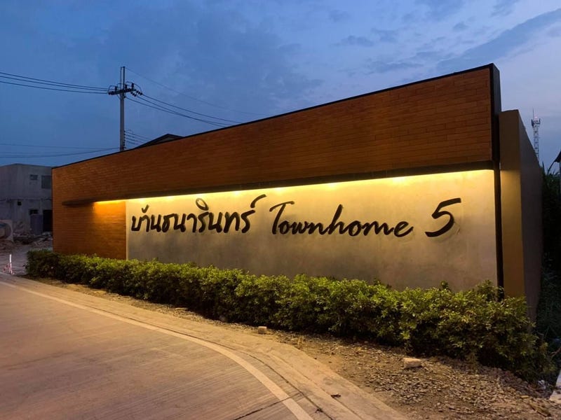 /international/th/680-pracha-uthit-90-ban-khlong-suan-phra-samut-chedi-samut-prakan-10290-thailand-phra-samut-chedi-samut-prakan-340105130001/