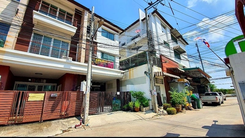 /international/th/290-pracha-uthit-90-nai-khlong-bang-pla-kot-phra-samut-chedi-samut-prakan-10290-thailand-phra-samut-chedi-samut-prakan-340105125882/