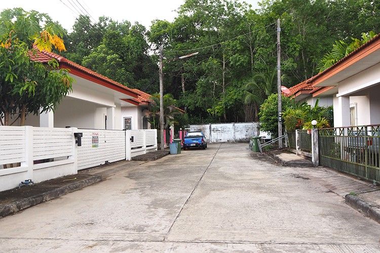 /international/th/highway-402-thep-krasattri-thalang-phuket-83110-tha-thep-krasattri-phuket-340105122963/