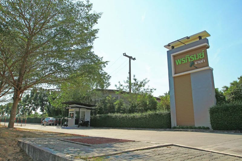 /international/th/rungruang-garage-3191-muthi-2-nikhom-phatthana-rayong-21180-thailand-nikhom-phatthana-rayong-340105154363/