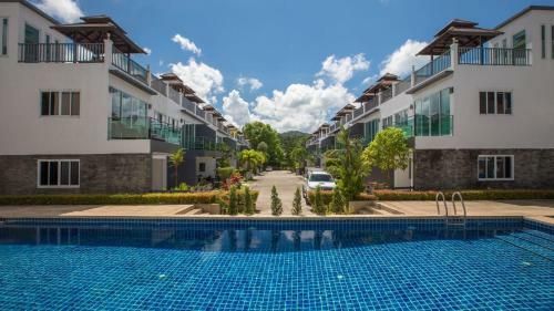 /international/th/djay-p-mix-entertainment-co-ltd-muban-kamala-paradise-64-133-soi-muban-kamala-na-thong-house-kamala-kathu-phuket-83150-tha-kamala-phuket-province-340105123998/