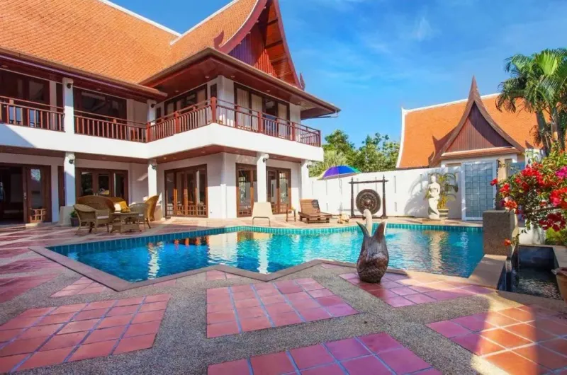 /international/th/sirinthara-villa-at-rawai-49-21-phuket-4009-rural-rd-rawai-mueang-phuket-phuket-83130-tha-rawai-phuket-province-340105128773/