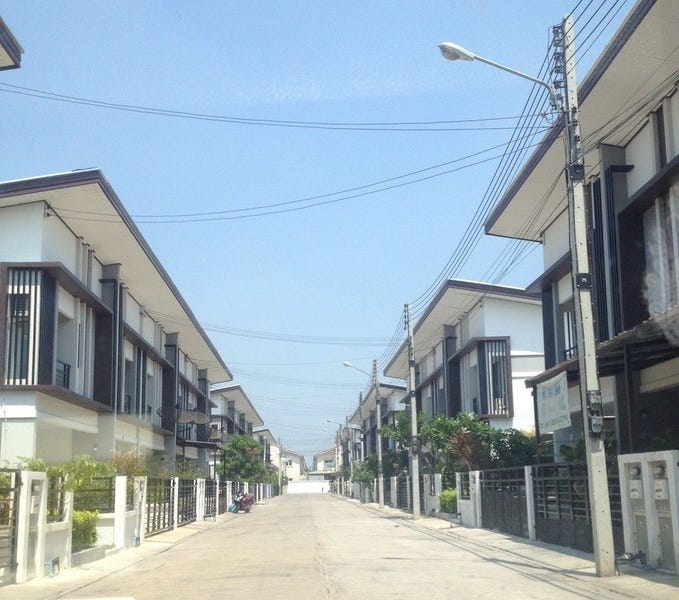 /international/th/78-192-baan-fah-piyarom-phruek-wana-bueng-kham-phroi-lam-luk-ka-pathum-thani-12150-thailand-lam-luk-ka-pathum-thani-340105124618/