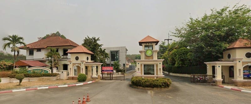 /international/th/123-49-ban-cho-soi-7-muthi-5-san-sai-noi-san-sai-chiang-mai-50210-thailand-san-sai-chiang-rai-340105127288/