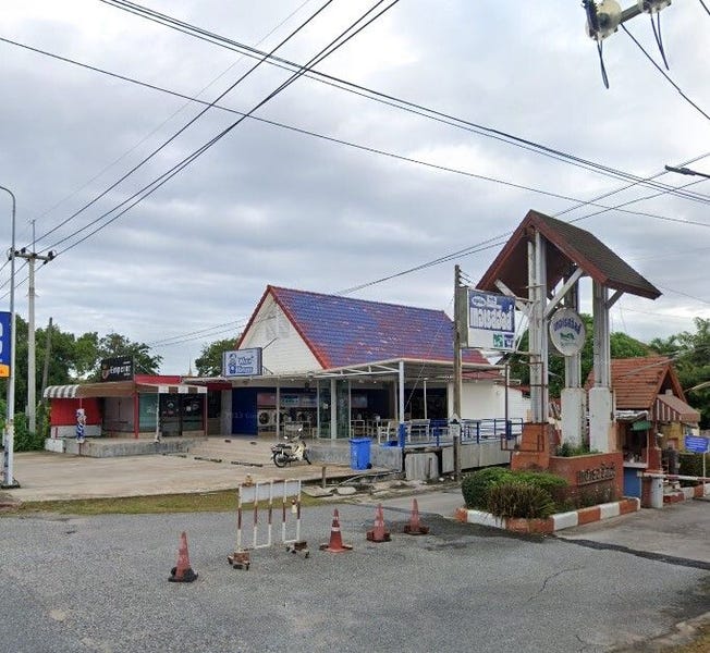/international/th/highway-3241-surasak-si-racha-chon-buri-20110-tha-surasak-chon-buri-340105125055/