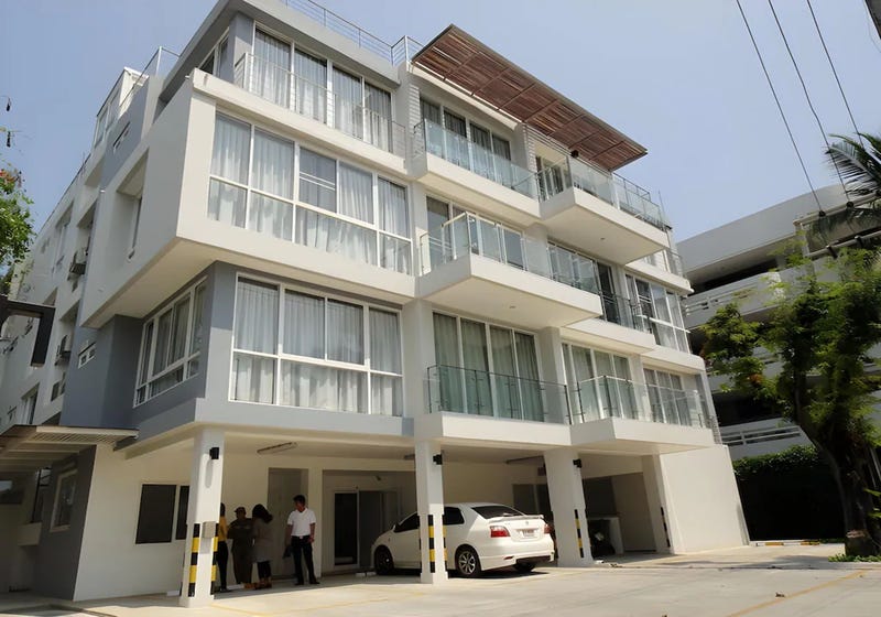 /international/th/ban-phong-phairot-hua-thanon-1-nong-kae-hua-hin-prachuap-khiri-khan-77110-thailand-hua-hin-changwat-prachuap-khiri-khan-340105347238/