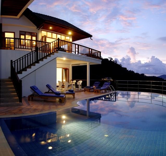 /international/th/83150-kathu-phuket-tha-n-a-phuket-340105120715/