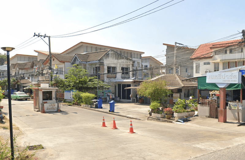 /international/th/chaloem-phrakiat-ro-9-bang-len-bang-yai-nonthaburi-11140-thailand-bang-yai-changwat-nonthaburi-340105125663/