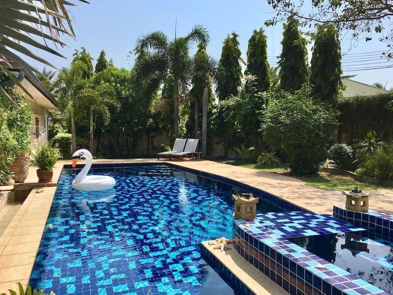 /international/th/soi-phrasuthon-nong-kae-hua-hin-prachuap-khiri-khan-77110-thailand-hua-hin-changwat-prachuap-khiri-khan-340105912029/