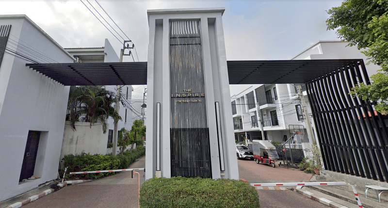 /international/th/soi-muban-the-inspire-thepharak-wong-waen-thepharak-mueang-samut-prakan-samut-prakan-10270-tha-thepharak-samut-prakan-340105129925/