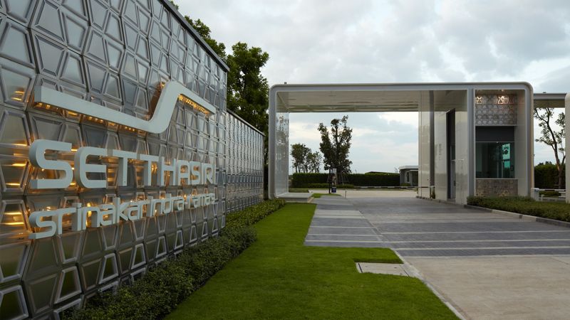 /international/th/setthasiri-srinakarin-rama-9-hua-mak-bang-kapi-bangkok-10240-thailand-bang-kapi-bangkok-340105125396/