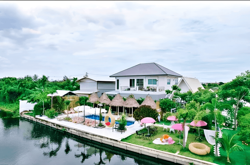 /international/th/kuaitiao-phophiang-ซอยเอกชัยเลควิลล์-bang-bon-tai-bang-bon-bangkok-10150-tha-bang-bon-tai-bangkok-340105123954/
