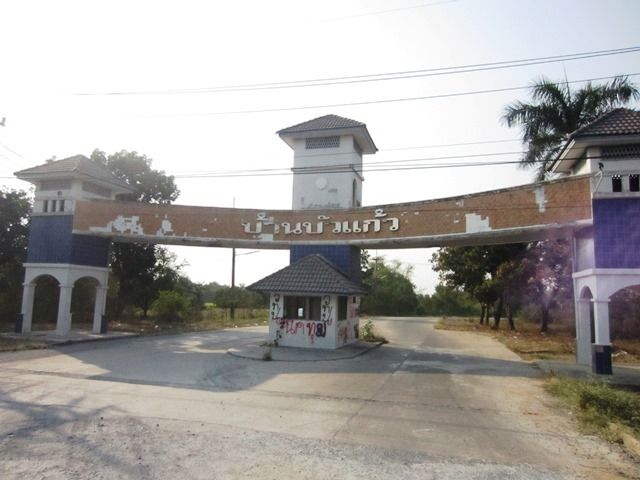 /international/th/ban-bua-kaew-ban-pathum-sam-khok-pathum-thani-12160-thailand-sam-khok-pathum-thani-340105129174/