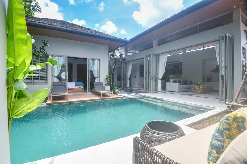 /international/th/195-1-4031-thep-krasattri-thalang-phuket-83110-thailand-thalang-phuket-340105124668/
