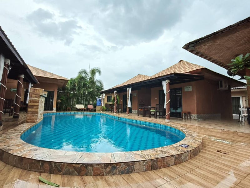 /international/th/hua-hin-102-nong-kae-hua-hin-prachuap-khiri-khan-77110-thailand-hua-hin-changwat-prachuap-khiri-khan-340105153930/