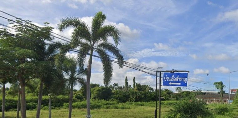/international/th/liap-thang-rot-fai-rd-nong-pla-lai-bang-lamung-chon-buri-20150-tha-nong-pla-lai-chon-buri-340105124706/