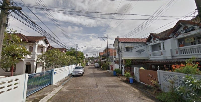 /international/th/28-11-luang-pho-cheam-road-chalong-phuket-83130-thailand-phuket-phuket-province-340105121340/