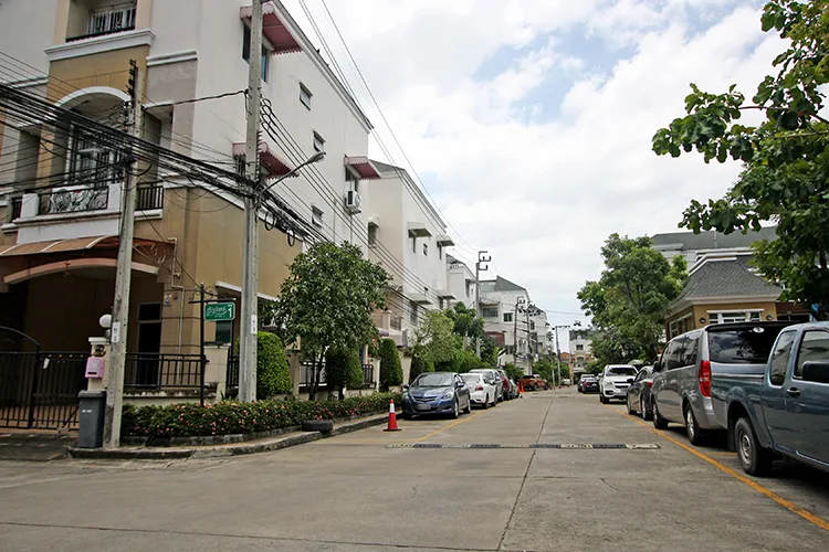 /international/th/bang-khun-thian-16-samae-dam-bang-khun-thian-bangkok-10150-thailand-bang-khun-thian-samut-songkhram-340105124295/