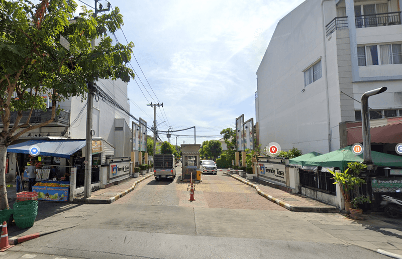 /international/th/vanzoly-studio-garden-suite-the-indy-home-rat-phatthana-saphan-sung-bangkok-10240-thailand-saphan-sung-bangkok-340105335019/