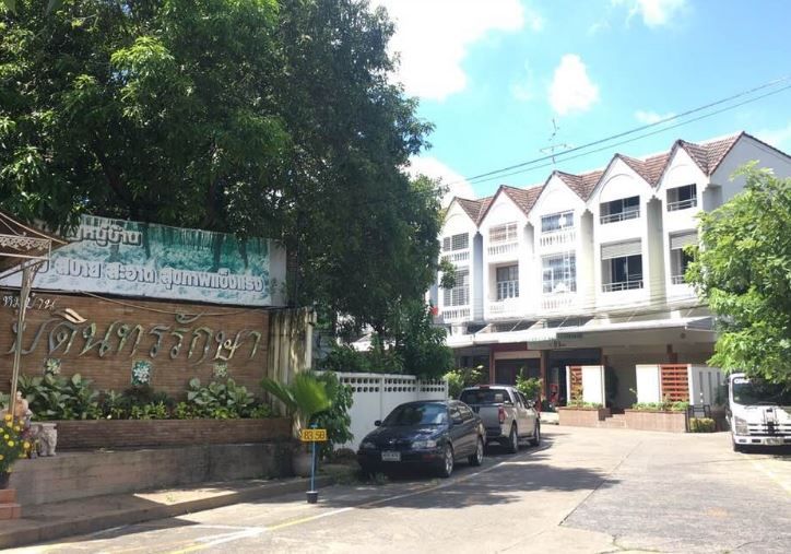 /international/th/car-care-liap-khlong-song-road-bang-chan-khlong-sam-wa-bangkok-10510-thailand-khlong-sam-wa-bangkok-340105138843/